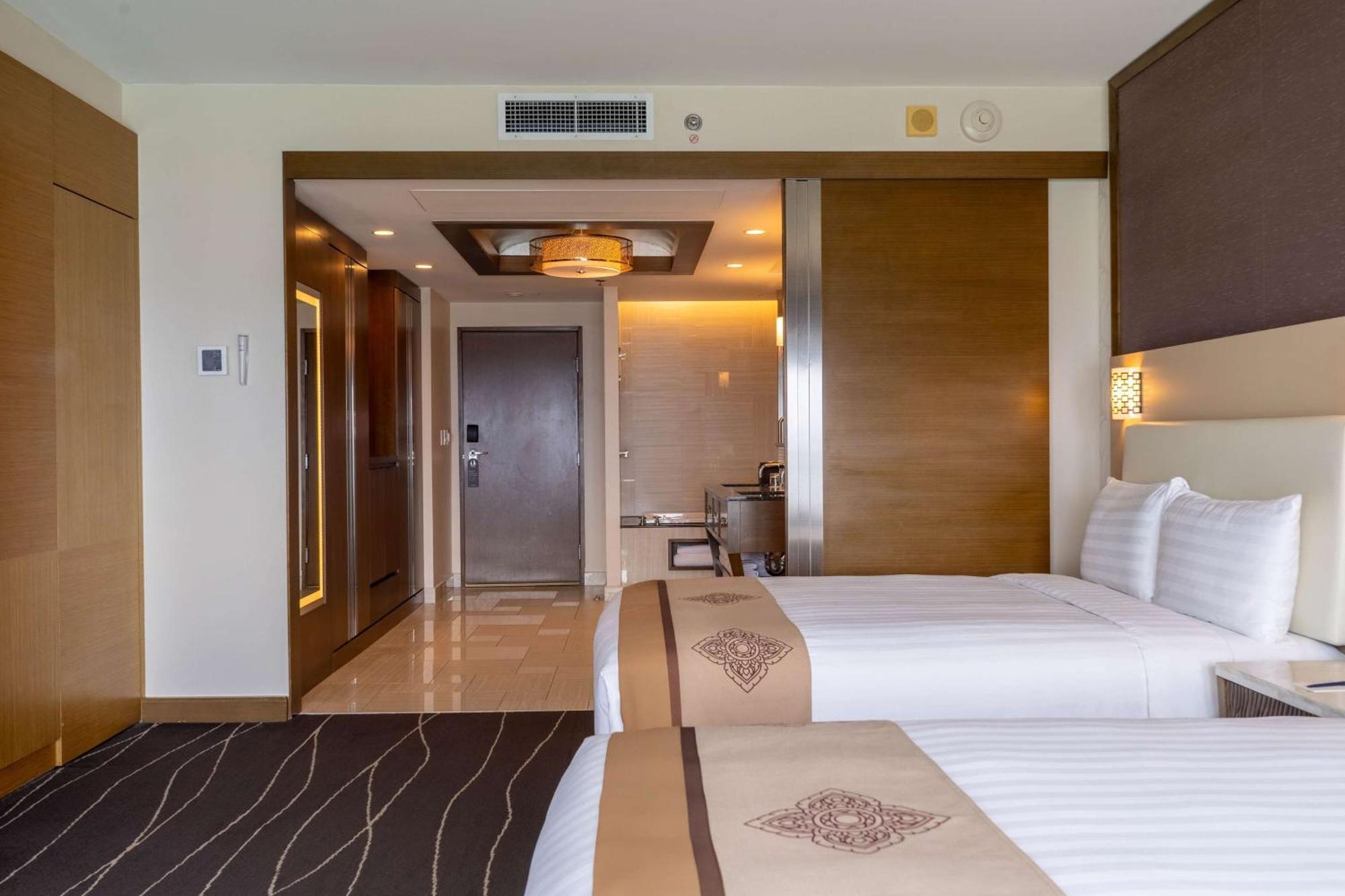 Dusit Thani Guam Resort Tumon Dış mekan fotoğraf