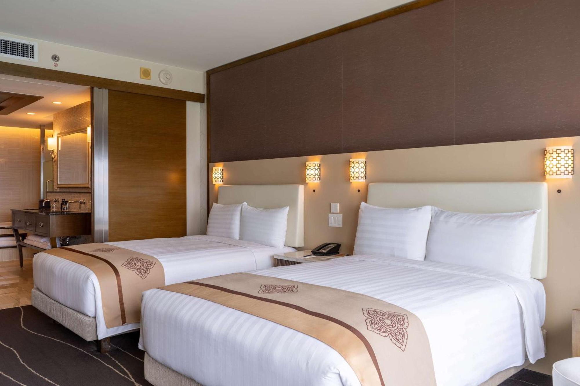 Dusit Thani Guam Resort Tumon Dış mekan fotoğraf